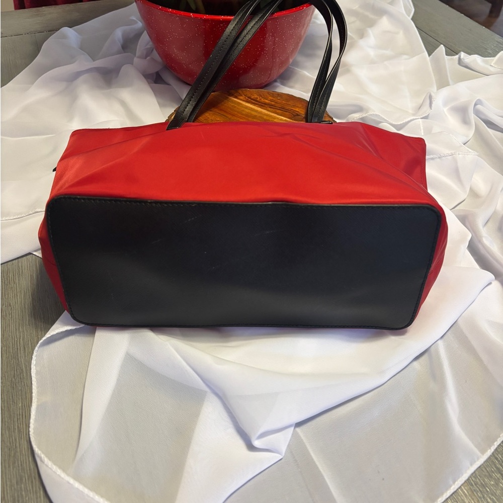 Kate Spade Tote - Picture 8 of 10